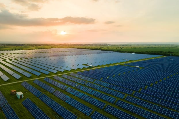 aerial-view-of-large-sustainable-electrical-power-2022-11-17-16-32-32-utc-1024x683