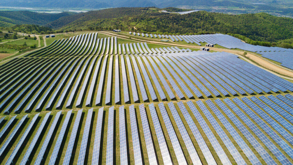 shutterstockphoto-aerial-view-of-solar-panel_627686381-e1622191458643-1024x575